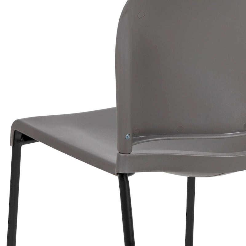 Chaise empilable en plastique multicolore à piètement luge, une place