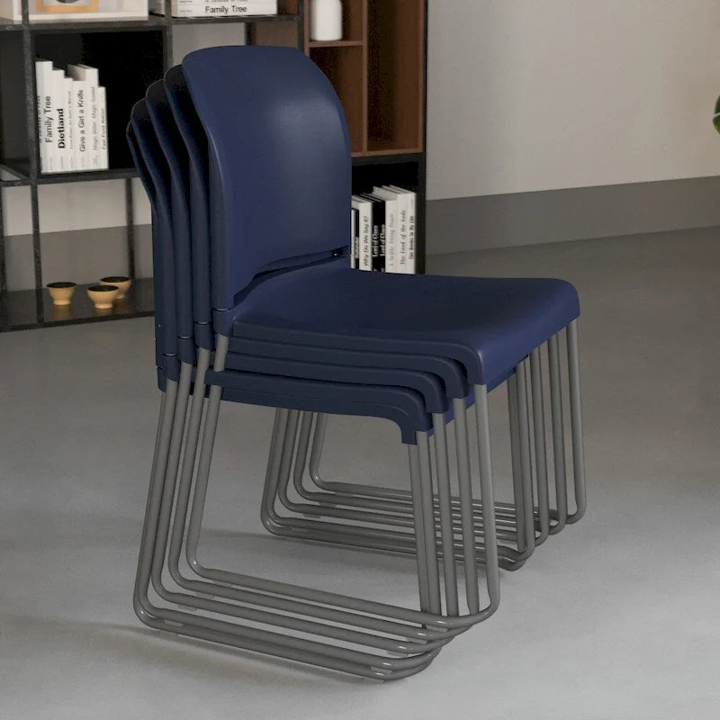 Chaise empilable en plastique multicolore à piètement luge, une place