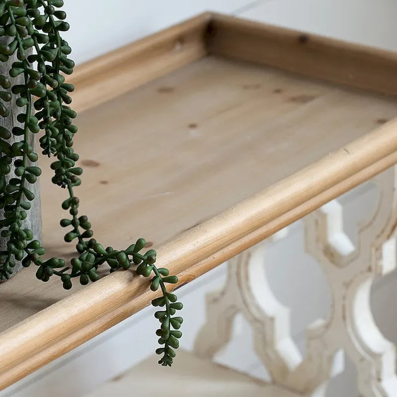 Console en bois vieilli à 3 niveaux blanc antique